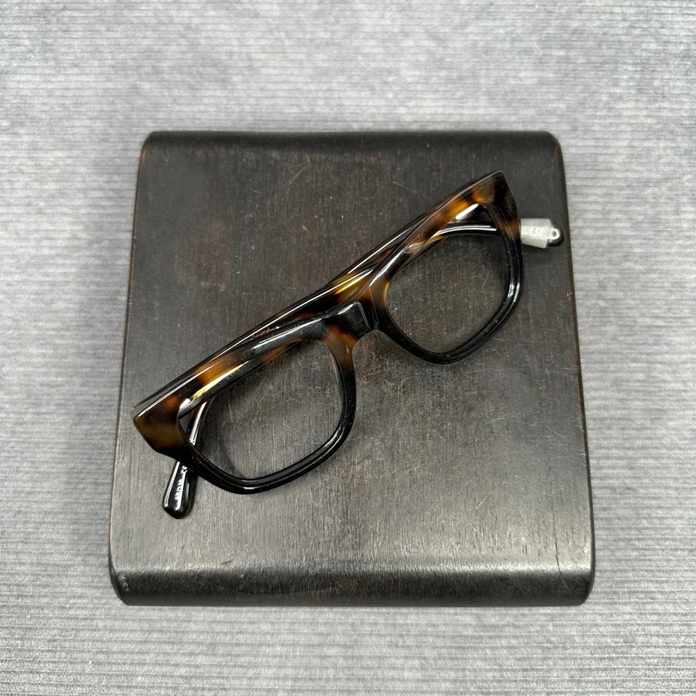 Eyebobs Kvetcher Narrow 3194-19 Tortoise Shell Reading Glasses Y2K Magnification